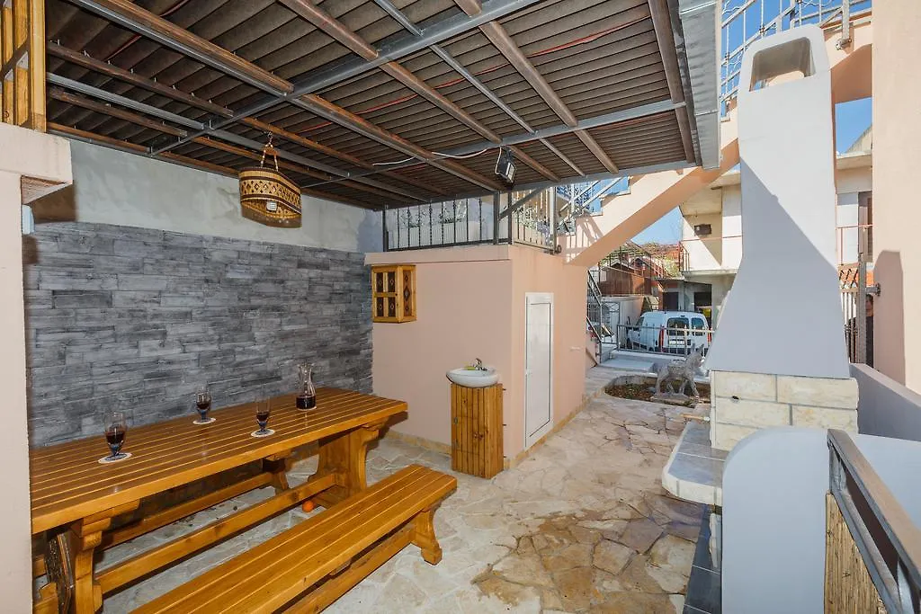 Apartments Viljac Trogir