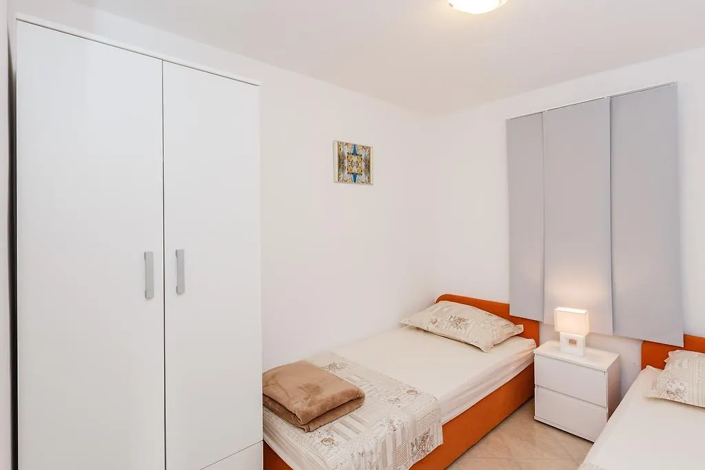 Apartments Viljac Trogir