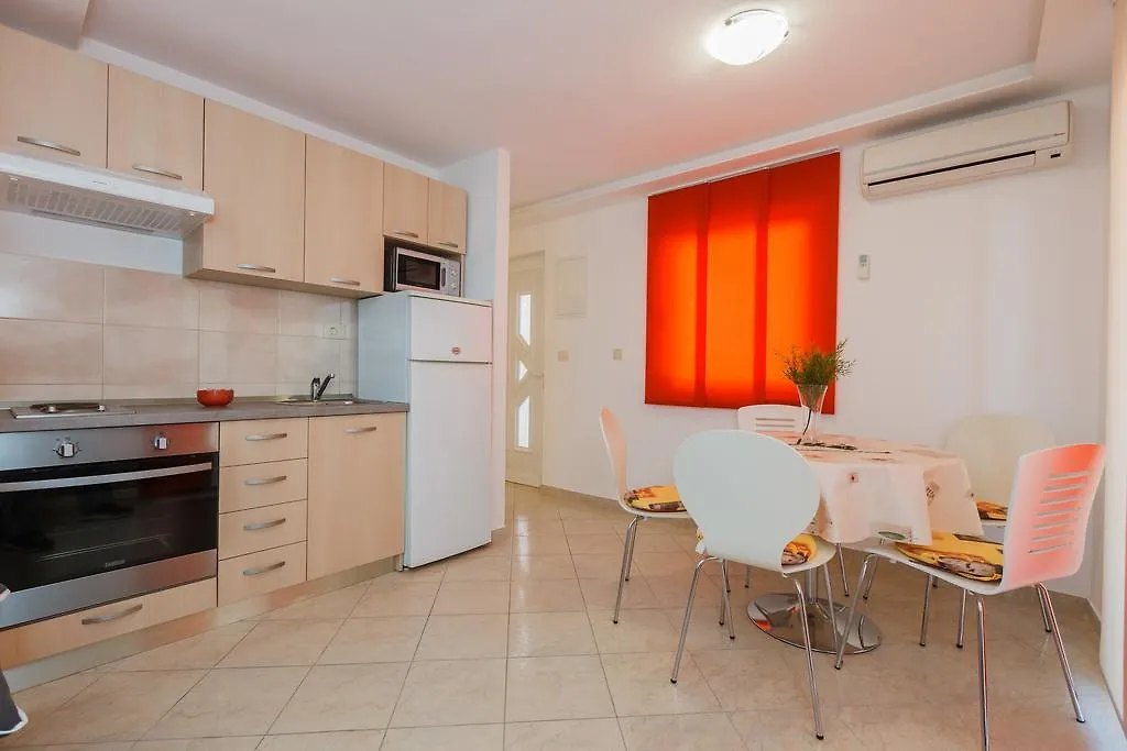Apartments Viljac Trogir Chorwacja